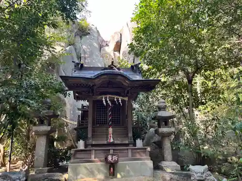 越木岩神社(兵庫県)