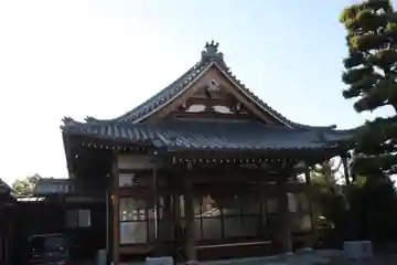 願立寺の本殿・本堂