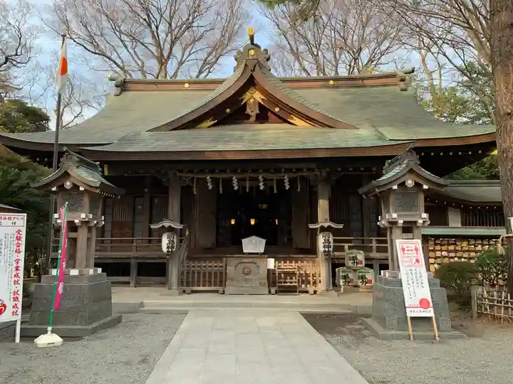 前鳥神社の本殿・本堂
