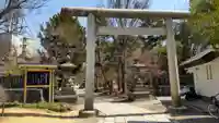四柱神社の鳥居