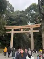 明治神宮の{uncategorized: "未分類", other: "その他", undefined: "問題あり", building: "その他建物", grave: "お墓", sacred_gate: "鳥居", guardian: "狛犬", statue: "像", buddha: "仏像", history: "歴史", nature: "自然", garden: "庭園", animal: "動物", pagoda: "塔", temizu: "手水舎", mountain_gate: "山門・神門", sanctuary: "本殿・本堂", subordinate: "末社・摂社", art: "芸術", scenery: "景色", jizo: "地蔵", ema: "絵馬", goshuin: "御朱印", omikuji: "おみくじ", items: "授与品その他", amulet: "お守り", goshuincho: "御朱印帳", eats: "食事", festival: "お祭り", votive_dance: "神楽", shichigosan: "七五三参", wedding: "結婚式", experience: "体験その他", initially: "初詣", around: "周辺", anti_infection: "感染症対策"}