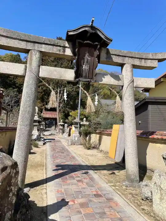 天津神社の鳥居
