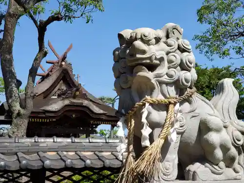阿閇神社の狛犬