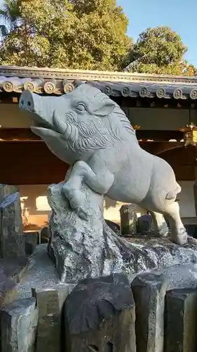 馬見岡綿向神社の狛犬