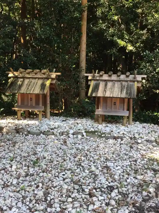 神麻続機殿神社(皇大神宮所管社)の末社・摂社