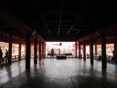 厳島神社の本殿・本堂