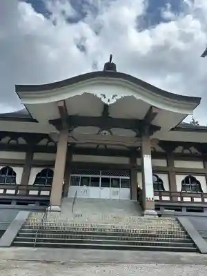 立山寺の本殿・本堂