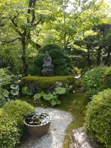 龍潭寺の庭園