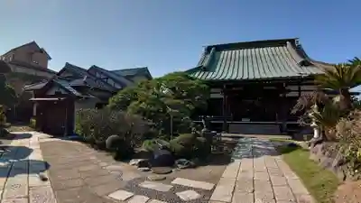 九品寺の本殿・本堂