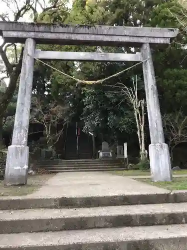 照日神社の鳥居