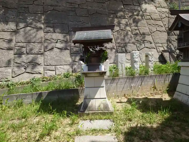 若宮八幡宮の末社・摂社