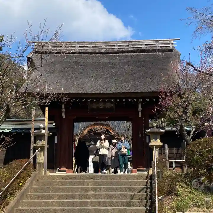 深大寺の山門・神門