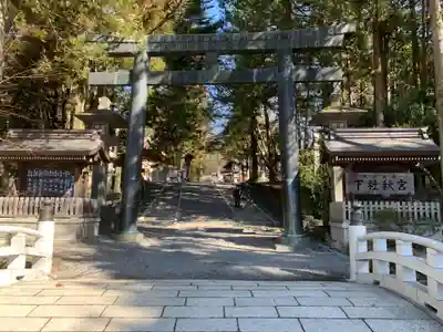 諏訪大社下社秋宮の鳥居