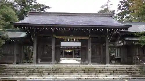 名和神社の山門・神門