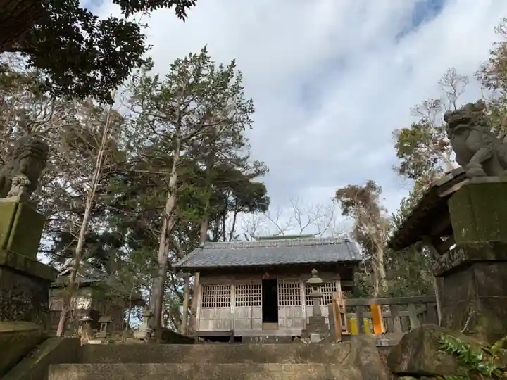 八幡神社の本殿・本堂