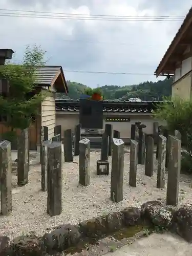 瑠璃光山泉龍寺のその他建物