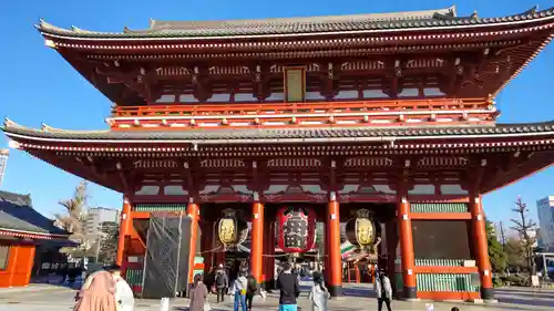 浅草寺の山門