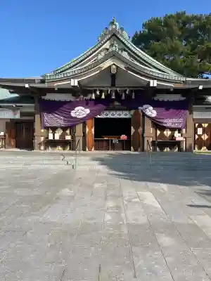 亀山八幡宮の{uncategorized: "未分類", other: "その他", undefined: "問題あり", building: "その他建物", grave: "お墓", sacred_gate: "鳥居", guardian: "狛犬", statue: "像", buddha: "仏像", history: "歴史", nature: "自然", garden: "庭園", animal: "動物", pagoda: "塔", temizu: "手水舎", mountain_gate: "山門・神門", sanctuary: "本殿・本堂", subordinate: "末社・摂社", art: "芸術", scenery: "景色", jizo: "地蔵", ema: "絵馬", goshuin: "御朱印", omikuji: "おみくじ", items: "授与品その他", amulet: "お守り", goshuincho: "御朱印帳", eats: "食事", festival: "お祭り", votive_dance: "神楽", shichigosan: "七五三参", wedding: "結婚式", experience: "体験その他", initially: "初詣", around: "周辺", anti_infection: "感染症対策"}