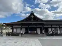 観智院(東寺子院)の{uncategorized: "未分類", other: "その他", undefined: "問題あり", building: "その他建物", grave: "お墓", sacred_gate: "鳥居", guardian: "狛犬", statue: "像", buddha: "仏像", history: "歴史", nature: "自然", garden: "庭園", animal: "動物", pagoda: "塔", temizu: "手水舎", mountain_gate: "山門・神門", sanctuary: "本殿・本堂", subordinate: "末社・摂社", art: "芸術", scenery: "景色", jizo: "地蔵", ema: "絵馬", goshuin: "御朱印", omikuji: "おみくじ", items: "授与品その他", amulet: "お守り", goshuincho: "御朱印帳", eats: "食事", festival: "お祭り", votive_dance: "神楽", shichigosan: "七五三参", wedding: "結婚式", experience: "体験その他", initially: "初詣", around: "周辺", anti_infection: "感染症対策"}