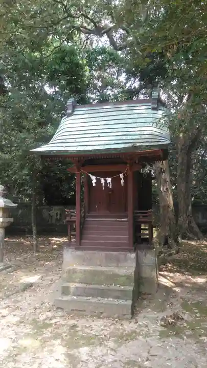 真玉八幡神社の末社・摂社