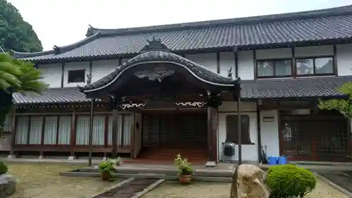 龍城院の本殿・本堂