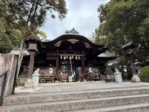 岡崎神社の本殿・本堂
