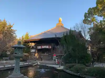 霊山寺の本殿・本堂
