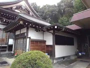 西蓮寺の本殿・本堂