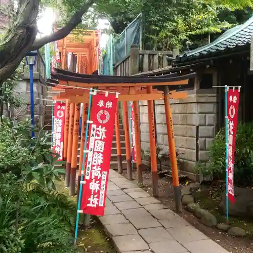 花園稲荷神社の鳥居