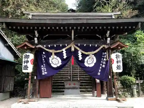 須賀神社の山門・神門