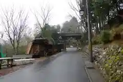 金峯山寺の山門