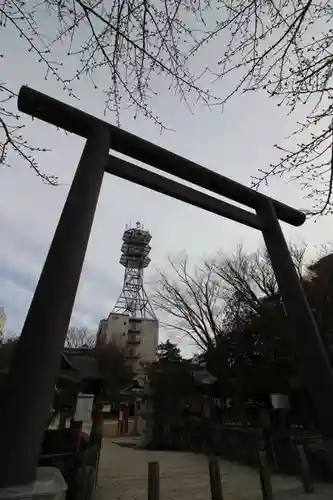 四柱神社の鳥居