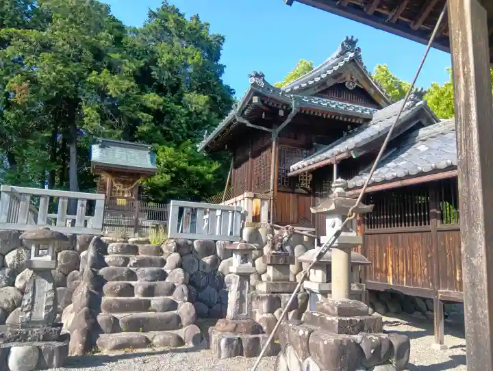 春日神社(上戸町)の{uncategorized: "未分類", other: "その他", undefined: "問題あり", building: "その他建物", grave: "お墓", sacred_gate: "鳥居", guardian: "狛犬", statue: "像", buddha: "仏像", history: "歴史", nature: "自然", garden: "庭園", animal: "動物", pagoda: "塔", temizu: "手水舎", mountain_gate: "山門・神門", sanctuary: "本殿・本堂", subordinate: "末社・摂社", art: "芸術", scenery: "景色", jizo: "地蔵", ema: "絵馬", goshuin: "御朱印", omikuji: "おみくじ", items: "授与品その他", amulet: "お守り", goshuincho: "御朱印帳", eats: "食事", festival: "お祭り", votive_dance: "神楽", shichigosan: "七五三参", wedding: "結婚式", experience: "体験その他", initially: "初詣", around: "周辺", anti_infection: "感染症対策"}