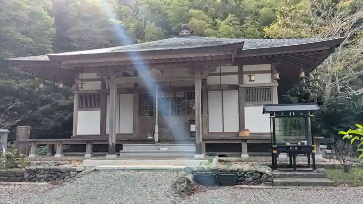 安房高野山妙音院の本殿・本堂