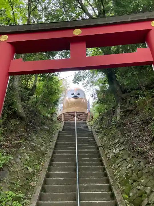 鷲子山上神社の{uncategorized: "未分類", other: "その他", undefined: "問題あり", building: "その他建物", grave: "お墓", sacred_gate: "鳥居", guardian: "狛犬", statue: "像", buddha: "仏像", history: "歴史", nature: "自然", garden: "庭園", animal: "動物", pagoda: "塔", temizu: "手水舎", mountain_gate: "山門・神門", sanctuary: "本殿・本堂", subordinate: "末社・摂社", art: "芸術", scenery: "景色", jizo: "地蔵", ema: "絵馬", goshuin: "御朱印", omikuji: "おみくじ", items: "授与品その他", amulet: "お守り", goshuincho: "御朱印帳", eats: "食事", festival: "お祭り", votive_dance: "神楽", shichigosan: "七五三参", wedding: "結婚式", experience: "体験その他", initially: "初詣", around: "周辺", anti_infection: "感染症対策"}