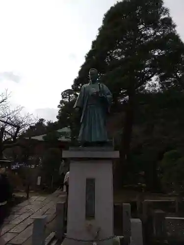 高幡不動尊　金剛寺の像