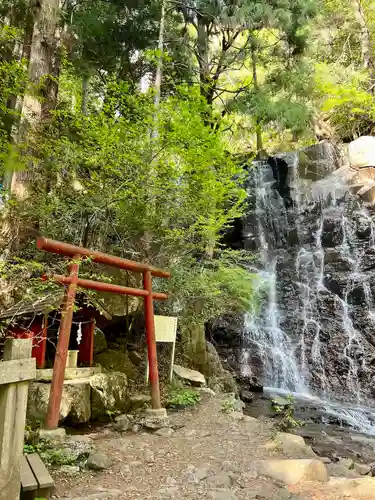 母の白滝神社(山梨県)