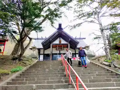 虻田神社の{uncategorized: "未分類", other: "その他", undefined: "問題あり", building: "その他建物", grave: "お墓", sacred_gate: "鳥居", guardian: "狛犬", statue: "像", buddha: "仏像", history: "歴史", nature: "自然", garden: "庭園", animal: "動物", pagoda: "塔", temizu: "手水舎", mountain_gate: "山門・神門", sanctuary: "本殿・本堂", subordinate: "末社・摂社", art: "芸術", scenery: "景色", jizo: "地蔵", ema: "絵馬", goshuin: "御朱印", omikuji: "おみくじ", items: "授与品その他", amulet: "お守り", goshuincho: "御朱印帳", eats: "食事", festival: "お祭り", votive_dance: "神楽", shichigosan: "七五三参", wedding: "結婚式", experience: "体験その他", initially: "初詣", around: "周辺", anti_infection: "感染症対策"}