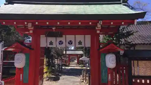 生島足島神社の山門