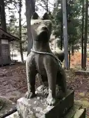 岡谷稲荷神社の狛犬