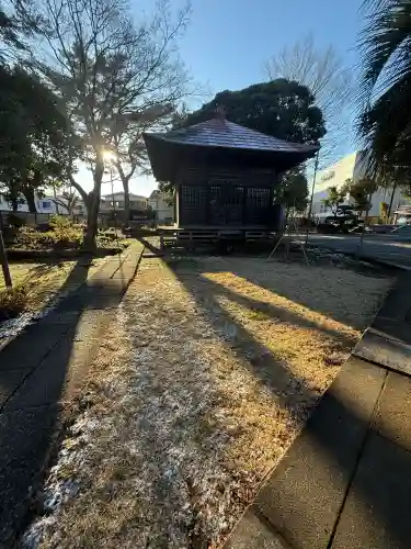 能満寺の{uncategorized: "未分類", other: "その他", undefined: "問題あり", building: "その他建物", grave: "お墓", sacred_gate: "鳥居", guardian: "狛犬", statue: "像", buddha: "仏像", history: "歴史", nature: "自然", garden: "庭園", animal: "動物", pagoda: "塔", temizu: "手水舎", mountain_gate: "山門・神門", sanctuary: "本殿・本堂", subordinate: "末社・摂社", art: "芸術", scenery: "景色", jizo: "地蔵", ema: "絵馬", goshuin: "御朱印", omikuji: "おみくじ", items: "授与品その他", amulet: "お守り", goshuincho: "御朱印帳", eats: "食事", festival: "お祭り", votive_dance: "神楽", shichigosan: "七五三参", wedding: "結婚式", experience: "体験その他", initially: "初詣", around: "周辺", anti_infection: "感染症対策"}
