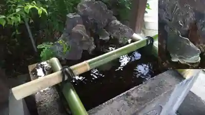 太田姫稲荷神社の手水舎