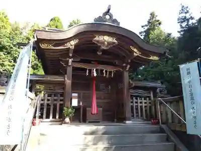 建部神社の本殿・本堂
