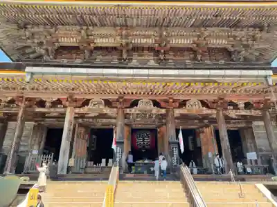 金峯山寺の本殿・本堂