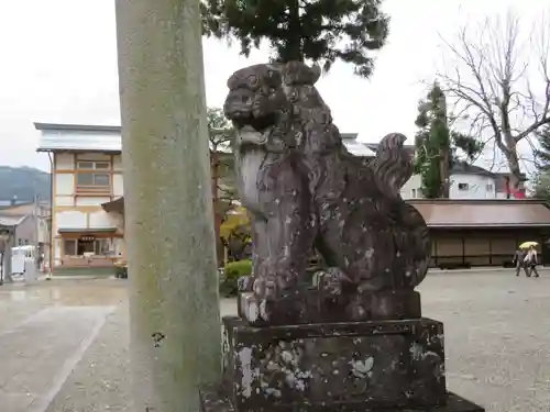 飛騨天満宮の狛犬