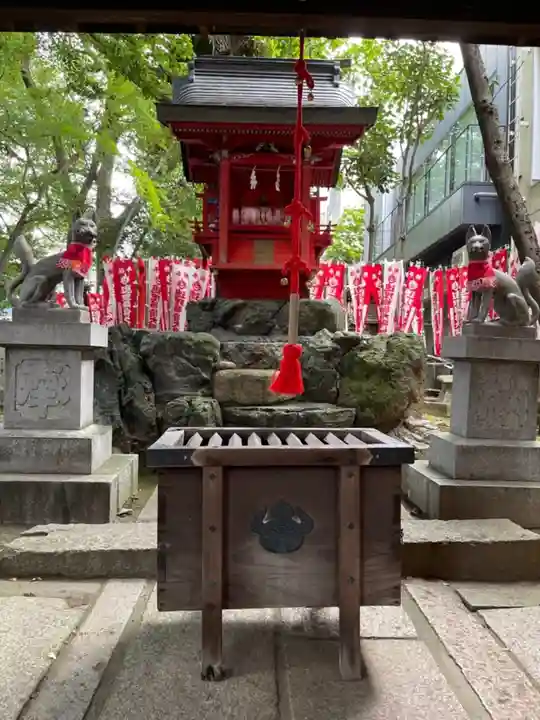若宮八幡社の末社・摂社