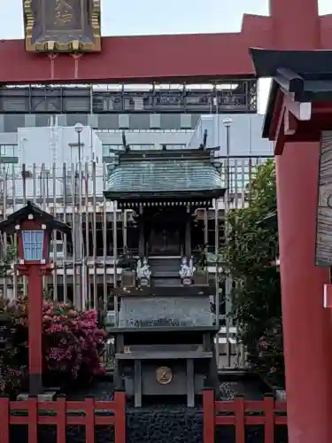 伏見稲荷神社の{uncategorized: "未分類", other: "その他", undefined: "問題あり", building: "その他建物", grave: "お墓", sacred_gate: "鳥居", guardian: "狛犬", statue: "像", buddha: "仏像", history: "歴史", nature: "自然", garden: "庭園", animal: "動物", pagoda: "塔", temizu: "手水舎", mountain_gate: "山門・神門", sanctuary: "本殿・本堂", subordinate: "末社・摂社", art: "芸術", scenery: "景色", jizo: "地蔵", ema: "絵馬", goshuin: "御朱印", omikuji: "おみくじ", items: "授与品その他", amulet: "お守り", goshuincho: "御朱印帳", eats: "食事", festival: "お祭り", votive_dance: "神楽", shichigosan: "七五三参", wedding: "結婚式", experience: "体験その他", initially: "初詣", around: "周辺", anti_infection: "感染症対策"}