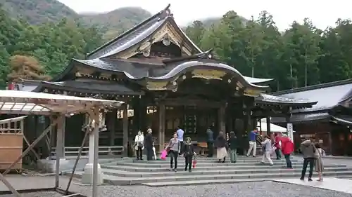 彌彦神社の本殿・本堂