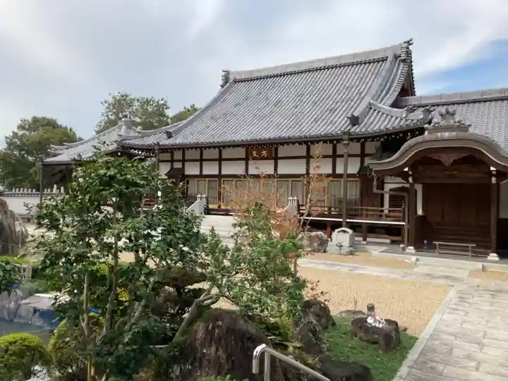 昌岩寺の庭園