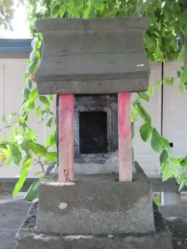 巨摩八幡宮の末社・摂社